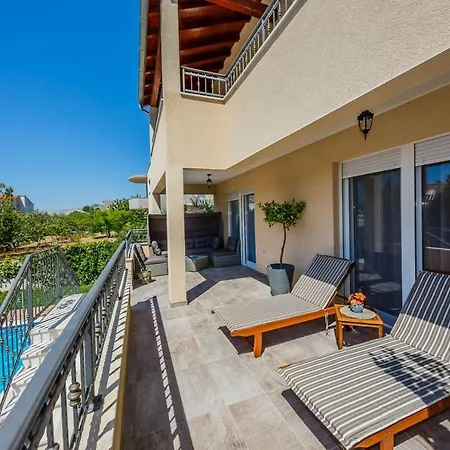 Villa Julija *